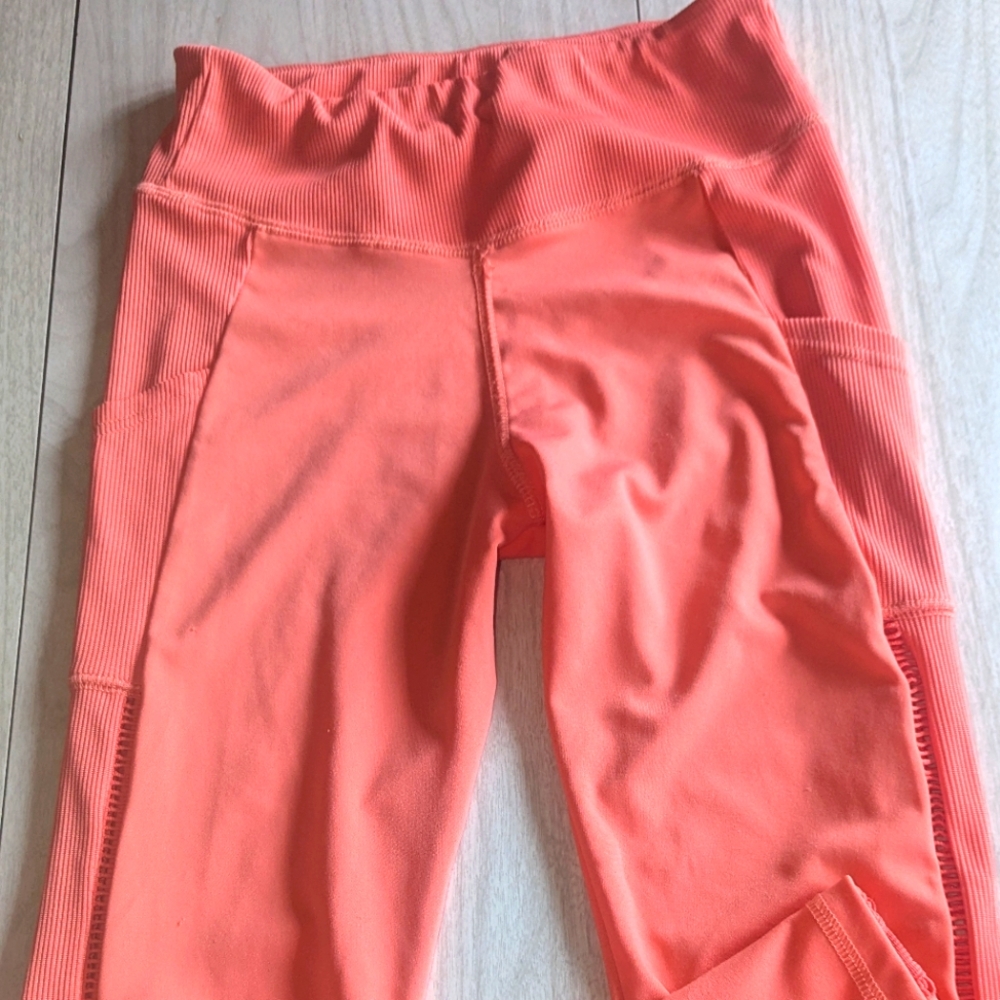 Pink leggings